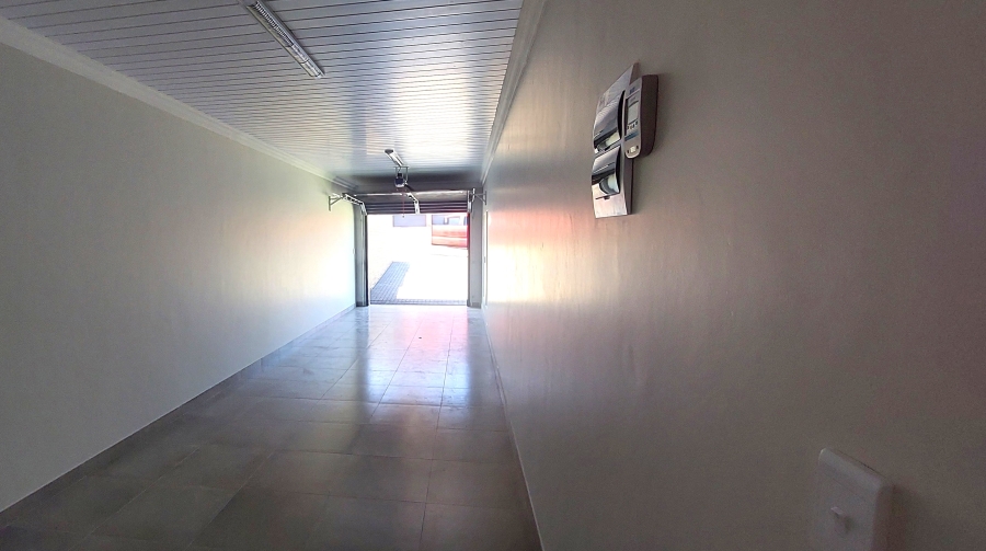 3 Bedroom Property for Sale in Dana Bay Western Cape